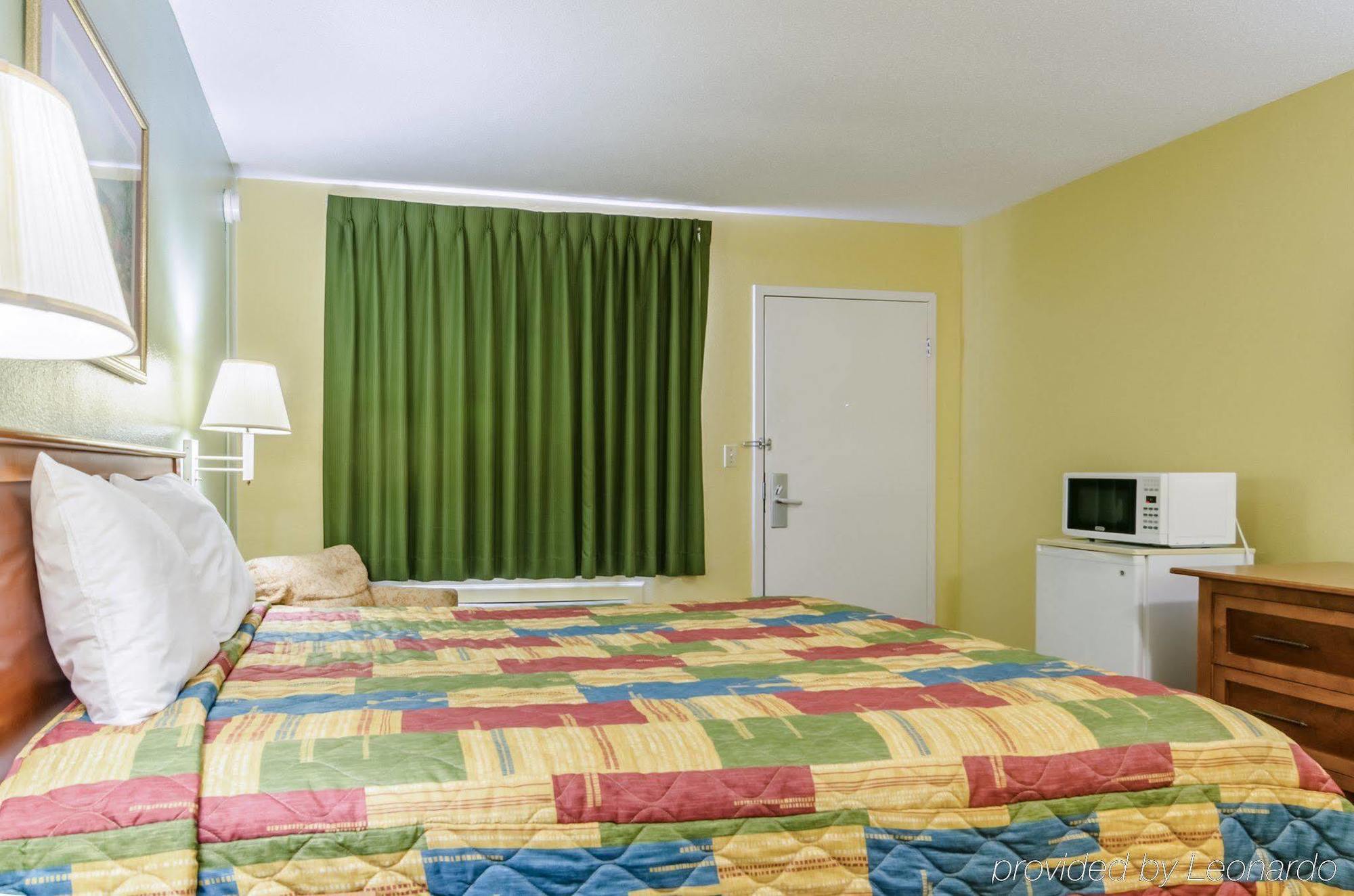 Rodeway Inn Concordia Esterno foto