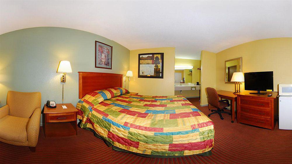 Rodeway Inn Concordia Esterno foto